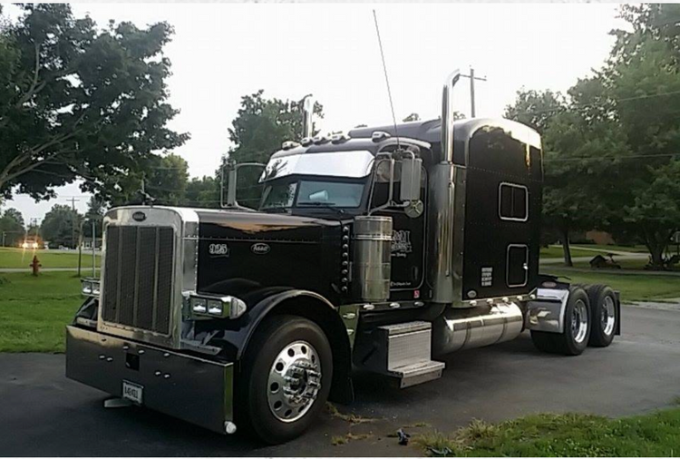 RLK Peterbilt Reverse Bowtie Visor